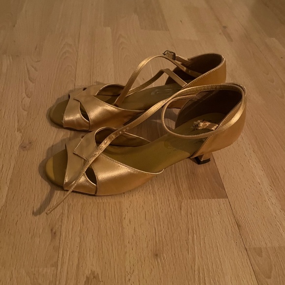 Freed of London Ballroom Dancing Shoes - Picture 1 of 7